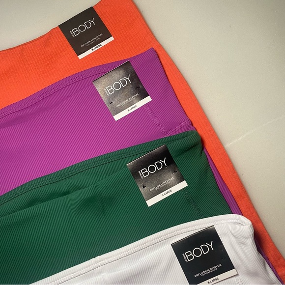 Bundle of 4 bike shorts 3 Rib Pocket & 1 Seamless - Picture 2 of 14